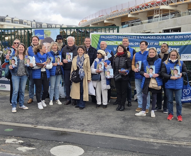 Tractage devant les Halles - Mars 2026